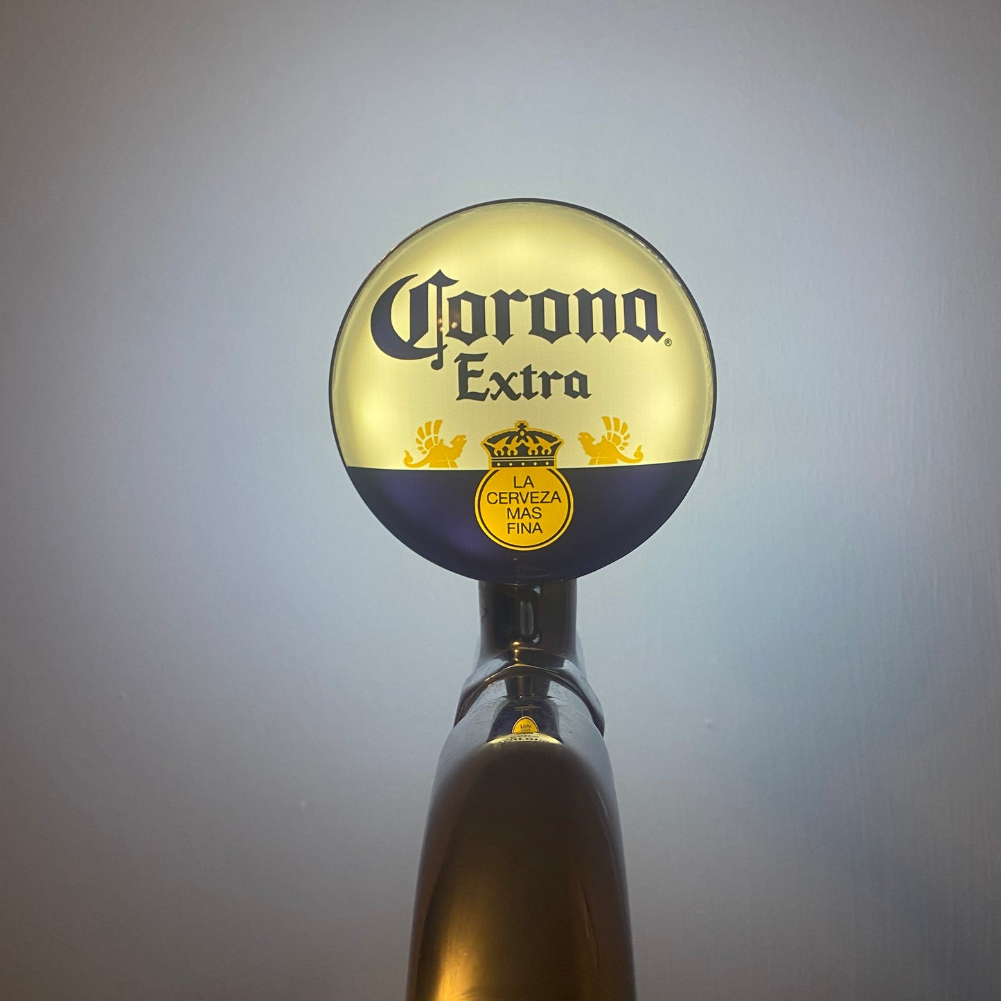 Corona Badge / Lens